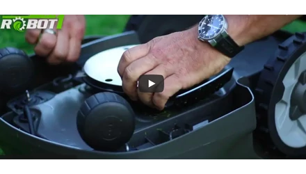 Miért fontos a robotfűnyíró kések cseréje? - Hogyan csináljuk a kések cseréjét?