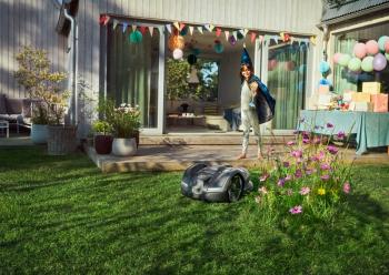 Automower 405XE NERA robotfűnyíró 2.Kép