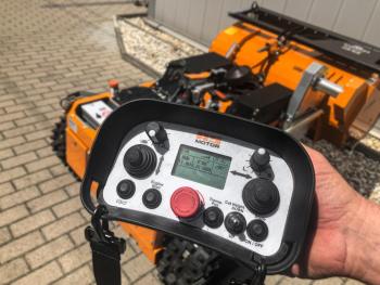 AS 1000 OVIS EVO RC  rádiótávirányítású lengőkéses szárzúzó 8.Kép